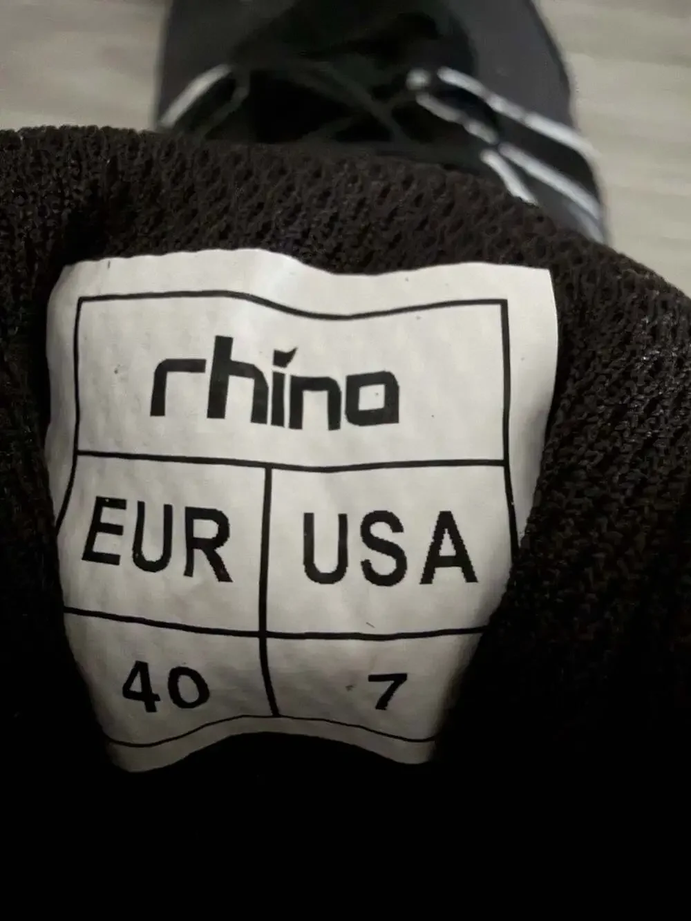 Rhino Black and White Wrestling Boxing Shoes Size USA 7 EUR 40